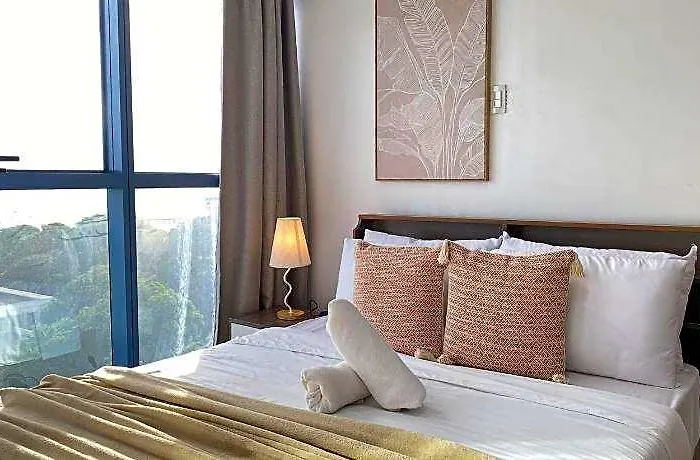 Grand Riviera By Mrsayla 5* Manila